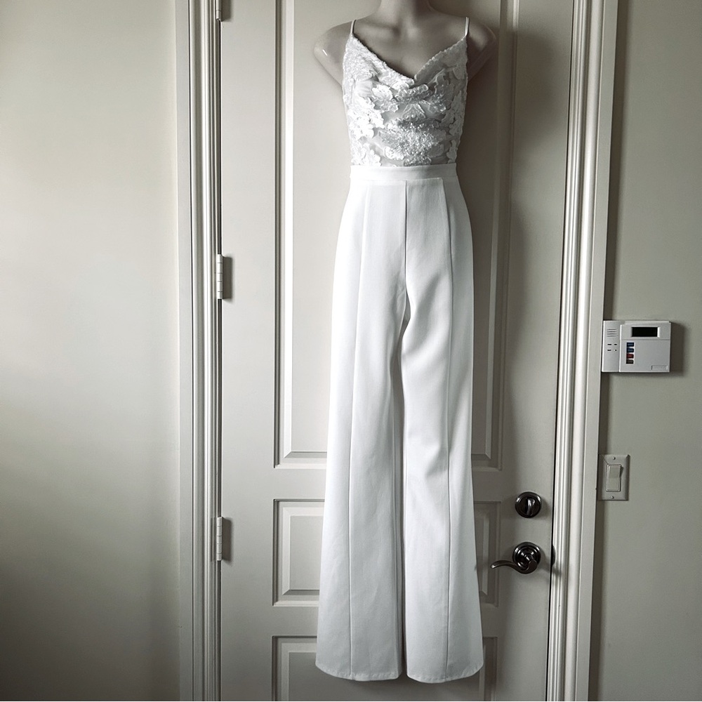 BLACK HALO Evening White Salem Sleeveless Cowl Neck Formal Jumpsuit Size… - Picture 3 of 11